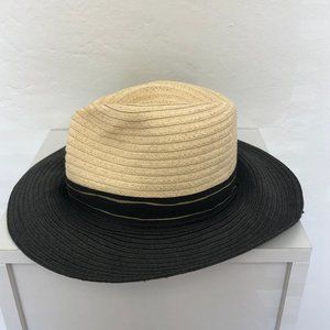 Vince Camuto, Fedora